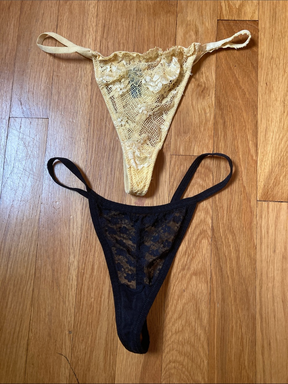 Out From Under by Urban  Outfitters Lace front thongs (2pairs) - M
